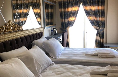Topkapi Hotel | Golden Hill Hotel Downtown