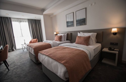 Gaziemir Hotel | Dovv Hotel