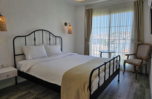 Urla Hotel | Kugu Urla