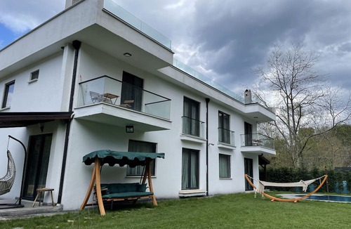 Sapanca House | Sapanca Villa Frapan is a twin villa