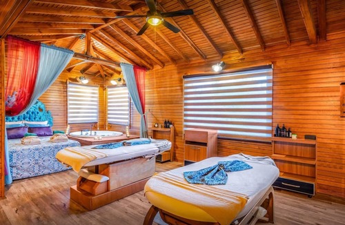 Lara Hotel | Baia Lara Hotel