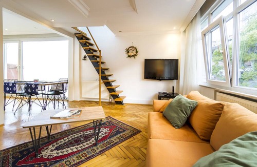 Kabatas Apartment | Private Terrace & Great Bosphorus View