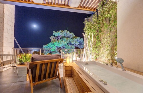 Karaoz Hotel | Melanippe Relaxing Hotel - Adults Only