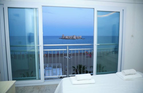 Artikli Hotel | Hotel Angel Beach