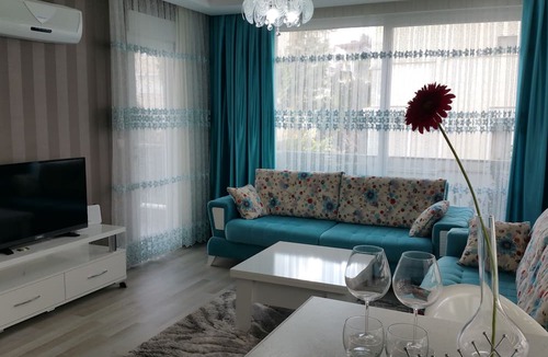 Liman Mahallesi Apartment | Prestige Park Residence - 3 (150m of the sea)