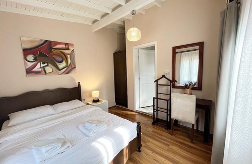 Bozcaada Bed & Breakfast | İrmak Bag Evi