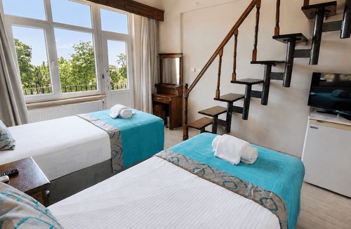 Sivrice Hotel | Elazığ Mavigöl Otel