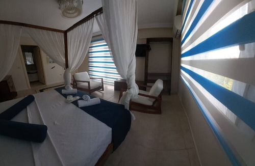 Cesme Hotel | Hotel Antonio