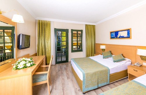 Marmaris City Center Resort | Grand Yazici Marmaris Palace - All Inclusive