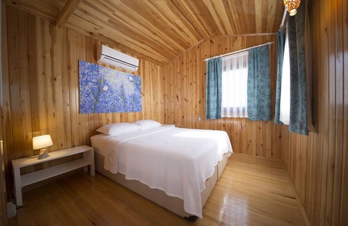 Mesudiye Hotel | Bal Badem Bungalov