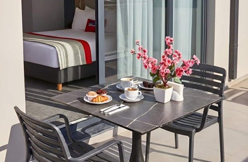Sirinevler Mahallesi Hotel | Holiday Inn Express Istanbul - Atakoy Metro by IHG