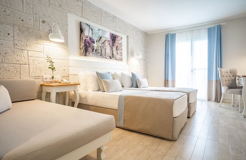Foca Hotel | Mark Warner Phokaia Beach Resort