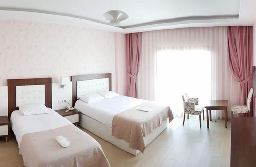 Efeler Hotel | Tralles Hotel