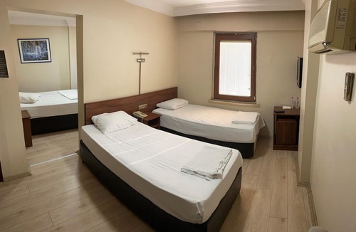 Izmit Hotel | Hotel Cenedag