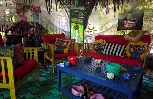 Side House | Side Tuana Garden Home