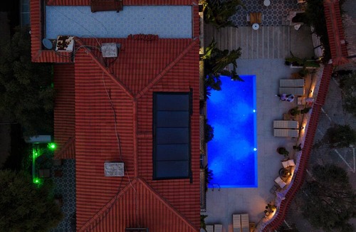 Tokoglu Hotel | Tarcin Alacati Otel