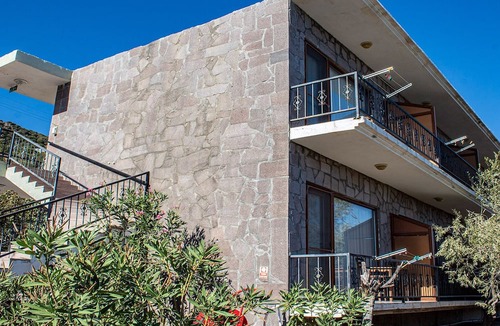 Ayvacik Hotel | Sivrice Sarnıç
