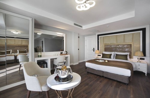 Emin Sinan Hotel | Pell Palace Hotel & Spa