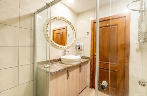 Ezine Hotel | Helen Troya Hotel Geyikli