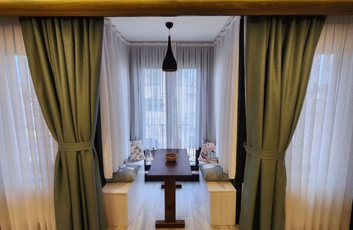 Gumussuyu Mahallesi Hotel | Taksim Landhouse