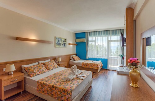Burhaniye Hotel | Aqua Nina Hotel