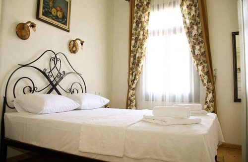 Ayvalik City Center Hotel | Kastoria Butik Pansiyon