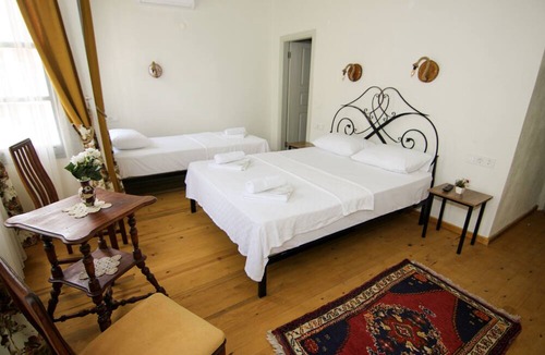 Ayvalik City Center Hotel | Kastoria Butik Pansiyon