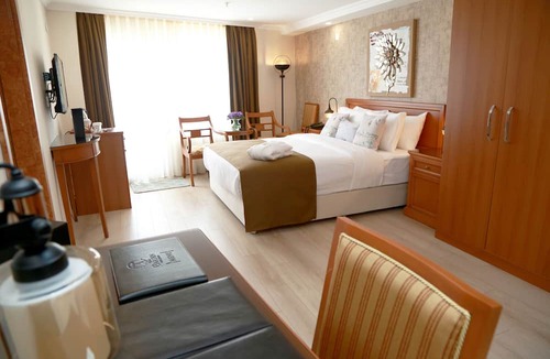 Pendik District Hotel | Tuzla Garden Hotel & Spa