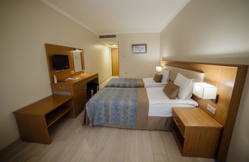 Golbasi Hotel | Patalya Lakeside Resort Hotel Ankara