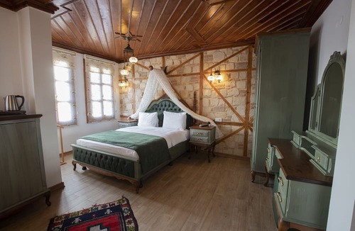 Kaleici Hotel | White Garden Hotel