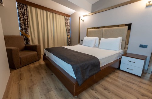 Kucukbakkalkoy Hotel | Asia Business Suites