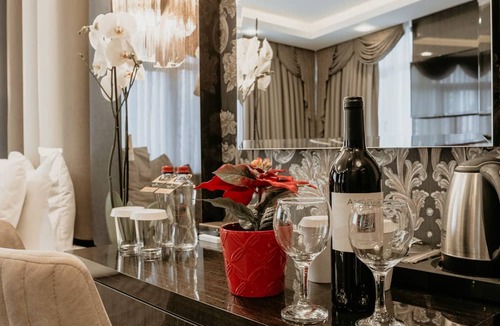 Kartal Hotel | Grand Lark Otel