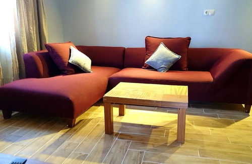 Eski Lara Hotel | Tepe Hotel & Business Suite
