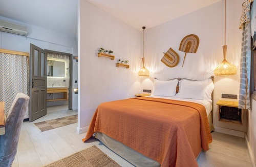 Bozcaada Hotel | Aral Tatil Ciftligi