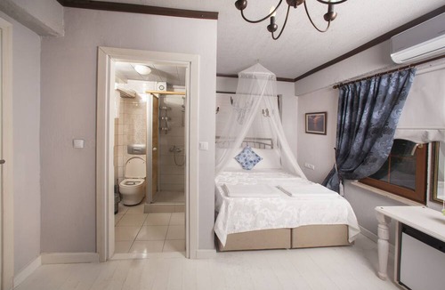 Bozcaada Hotel | Iola Hotel