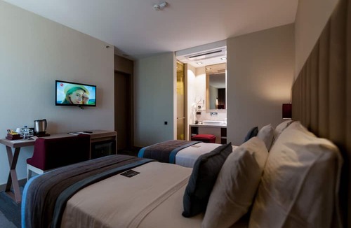 Mezetli Hotel | Vista Hotel
