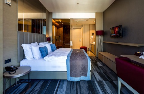 Mezetli Hotel | Vista Hotel