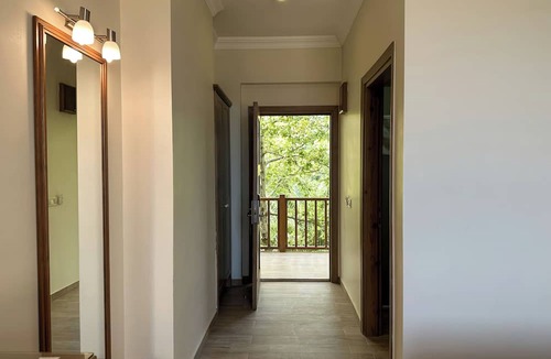 Gokceada Hotel | Cinarli Kasri Hotel