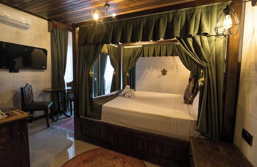 Artuklu Hotel | Leyli Divan Konağı