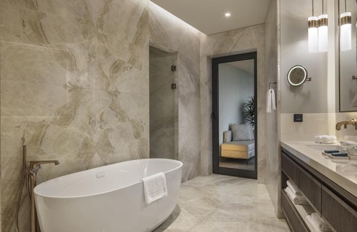 Arnavutkoy Hotel | Hilton Istanbul Airport