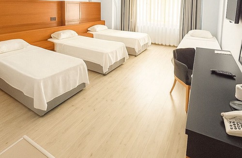Sekerpinar Hotel | Ferah Hotel