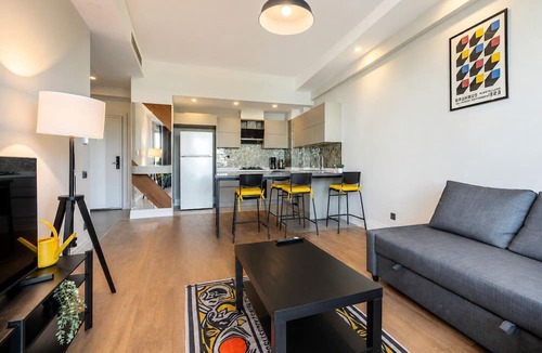 Lara Condo | Maxihomes Sirella