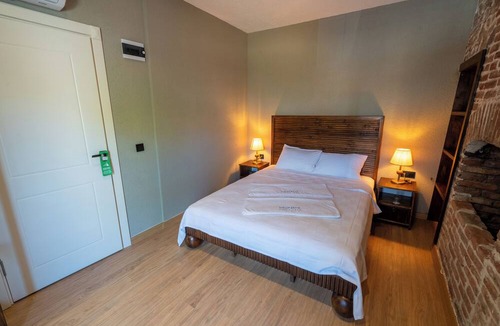 Ayvalik Hostel | BlueBoz