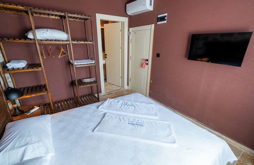 Ayvalik Hostel | BlueBoz