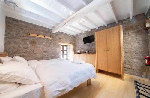 Behram Bed & Breakfast | Buyan Han