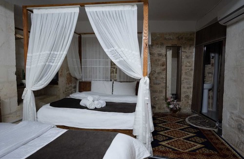 Eyyubiye Hotel | Taştepeler Konak