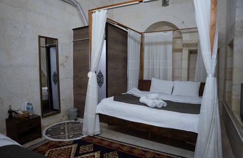 Eyyubiye Hotel | Taştepeler Konak