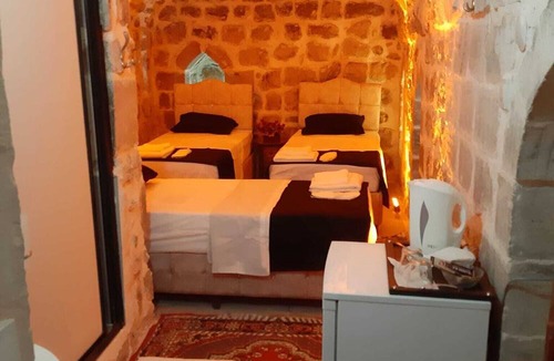 Artuklu Hotel | Aydın bey konağı