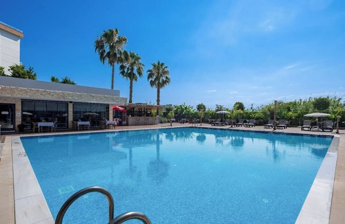 Lara Hotel | Laristone Suite Spa Hotel