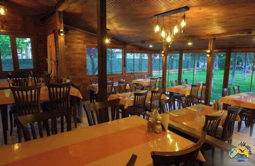Abana House | Abana Albatros Bungalow ve Restoran
